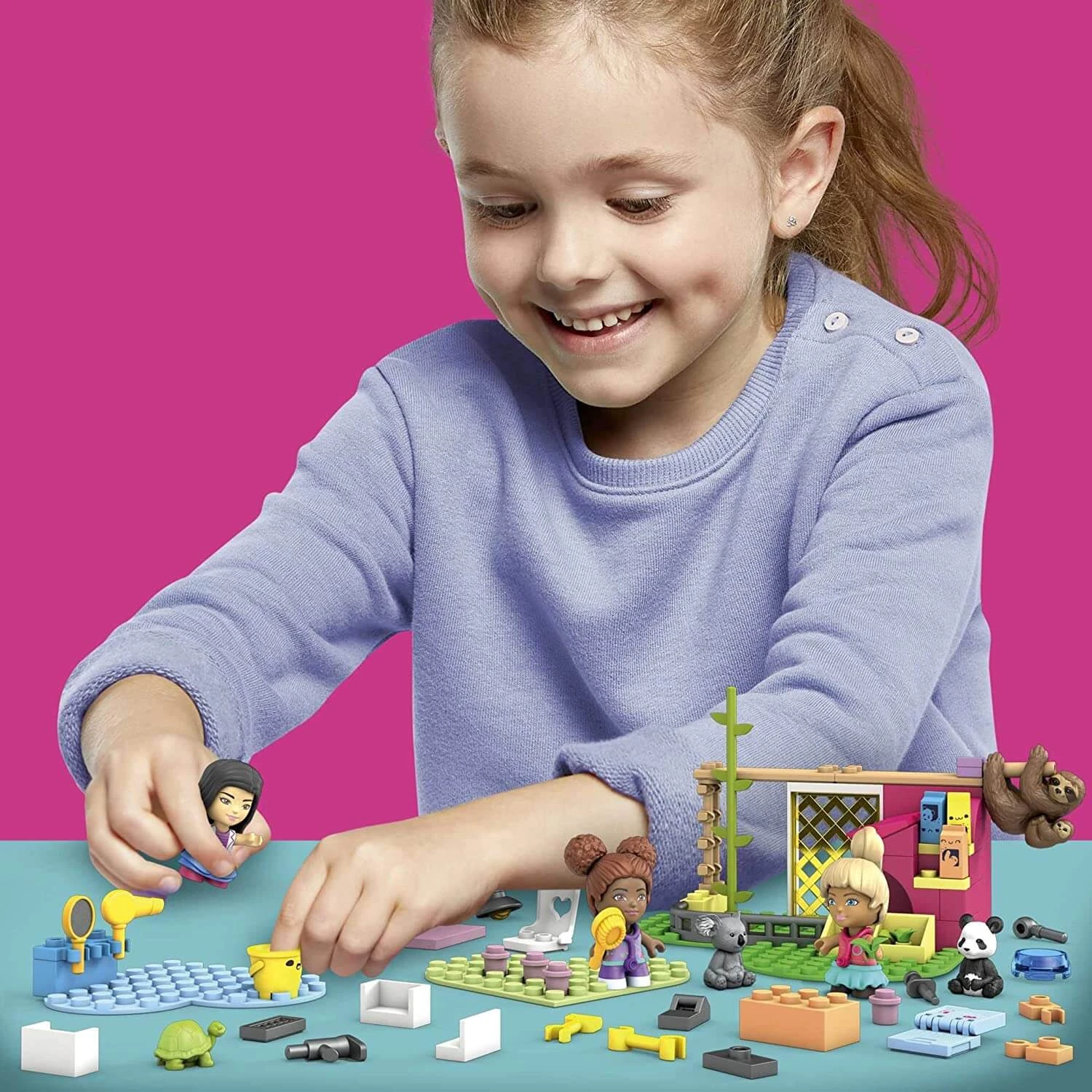 Barbie Mega Construx Building Set 3 Micro Dolls Over 90 Pieces 5 Barbie Mega Construx Building Set 3 Micro Dolls Over 90 Pieces - Image 5
