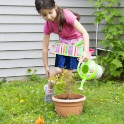 Melissa & Doug Pretty Petals Watering Can Kids Size Green Pink -Toy Promotion Store HEA16724 5 opt